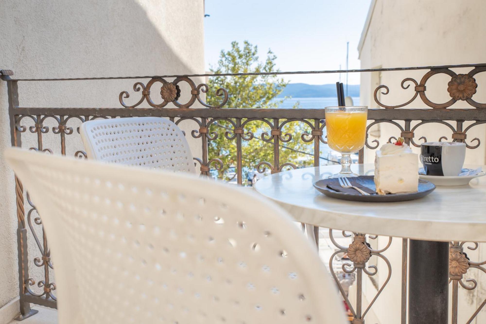 Bed & Breakfast Portun In The Center Baška Voda Exteriér fotografie