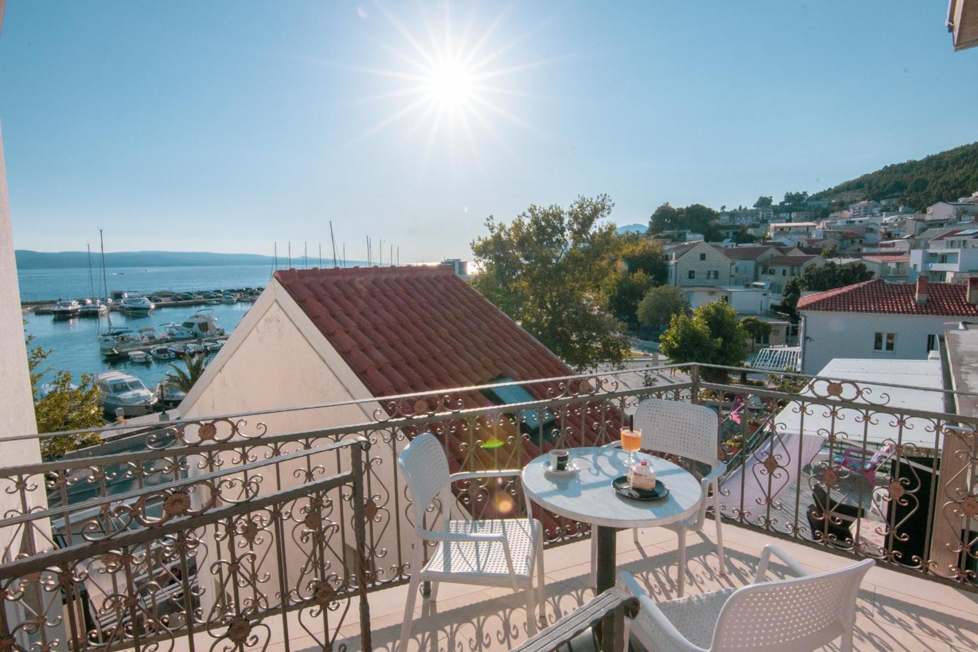 Bed & Breakfast Portun In The Center Baška Voda Exteriér fotografie