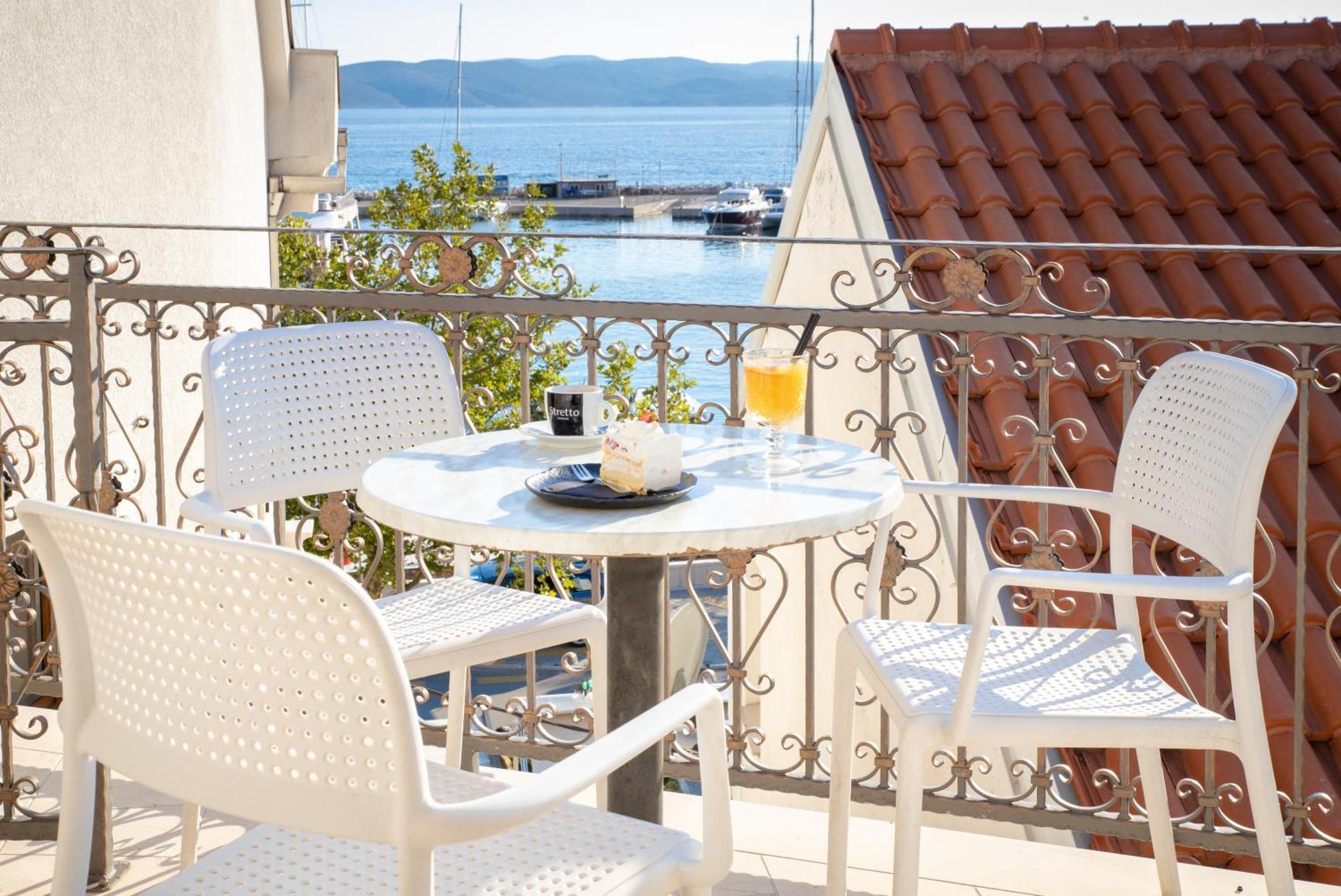 Bed & Breakfast Portun In The Center Baška Voda Exteriér fotografie
